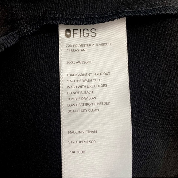 FIGS  SCRUBS TOP MENS BLACK NWT MEDIUM - Picture 5 of 7